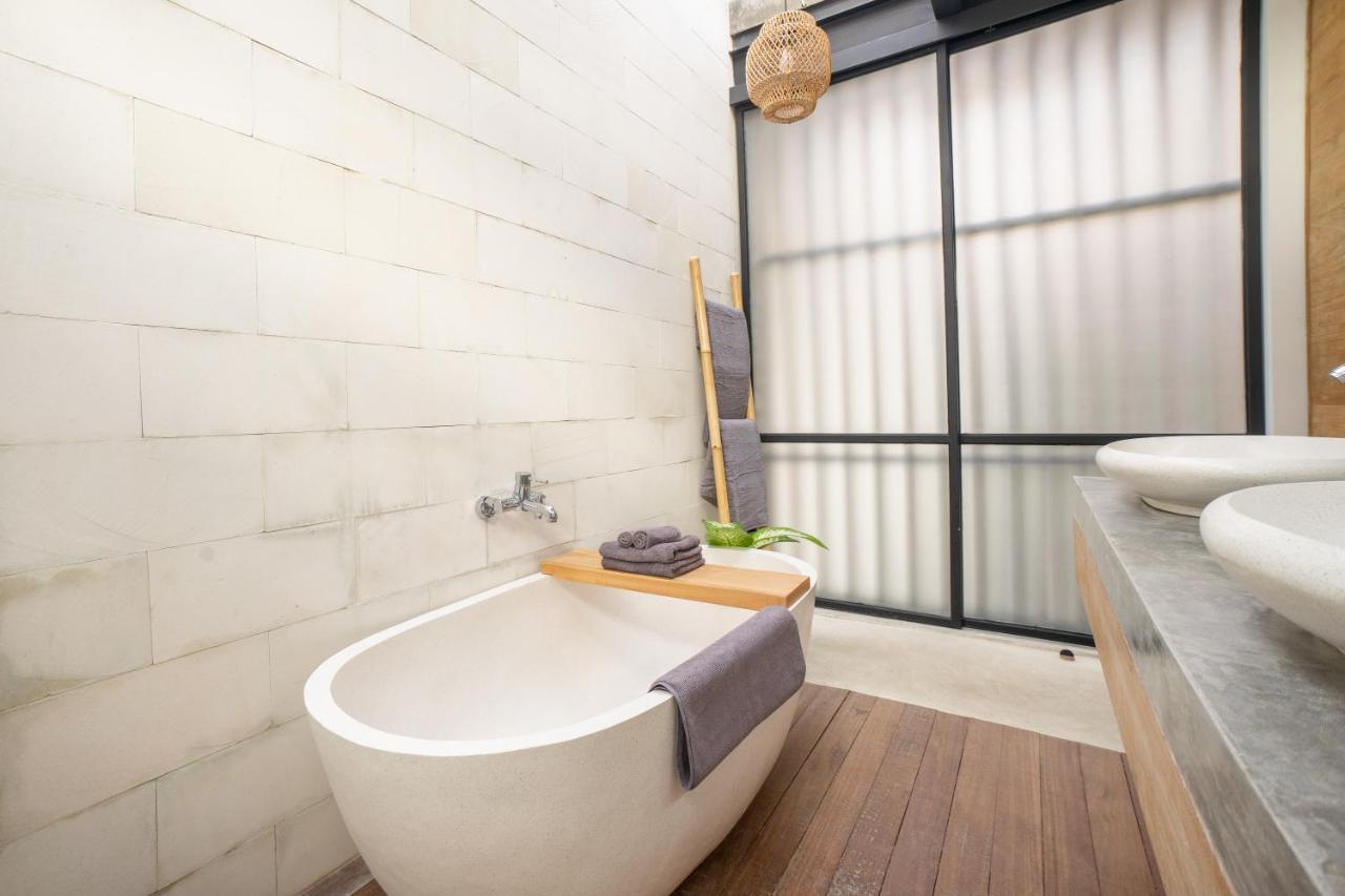 Suncoast Villa Badung  Extérieur photo